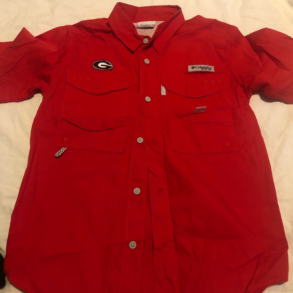 UGA Columbia PFG button down shirt